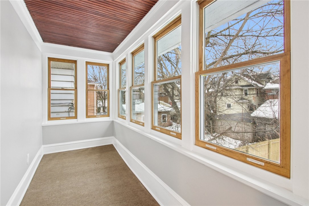 380 Rosewood Terrace Rochester, NY 14609 - Photo 28 of 37