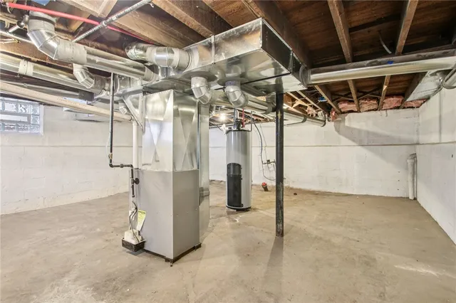 $155,000 | 380 Rosewood Terrace, Rochester, NY 14609