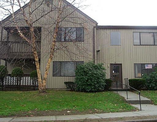 20 Leslie Road, Unit H Bridgeport, CT 06606 - Photo 1 of 1 a view of a house with a garden