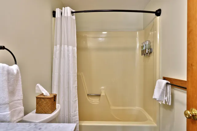 $1,685,000 | 191 Trailview Drive, Killington, VT 05751