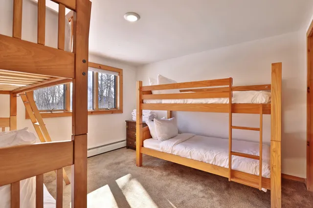 $1,685,000 | 191 Trailview Drive, Killington, VT 05751