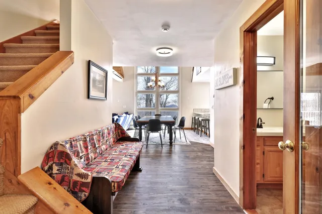 $1,685,000 | 191 Trailview Drive, Killington, VT 05751