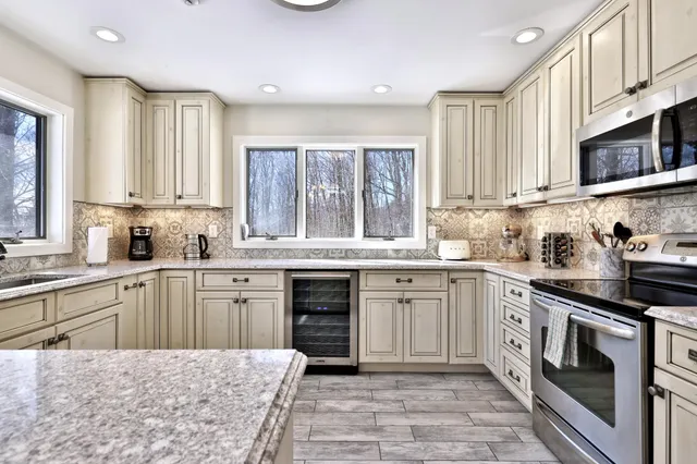 $1,685,000 | 191 Trailview Drive, Killington, VT 05751