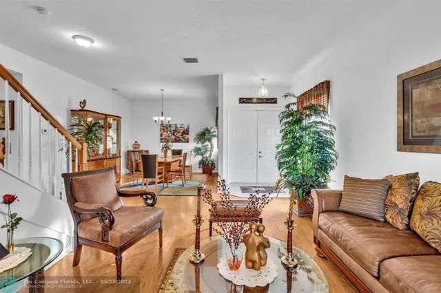 $675,000 | 136 Catania Way, Royal Palm Beach, FL 33411