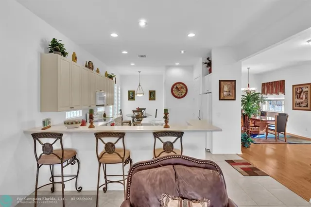 $675,000 | 136 Catania Way, Royal Palm Beach, FL 33411