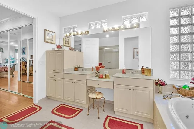 $675,000 | 136 Catania Way, Royal Palm Beach, FL 33411