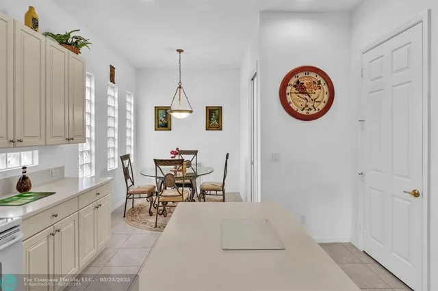 $675,000 | 136 Catania Way, Royal Palm Beach, FL 33411
