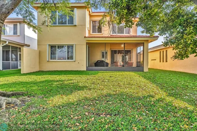 $675,000 | 136 Catania Way, Royal Palm Beach, FL 33411