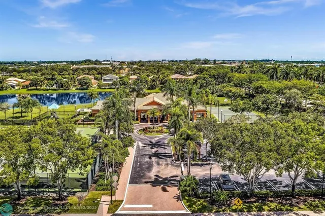 $675,000 | 136 Catania Way, Royal Palm Beach, FL 33411