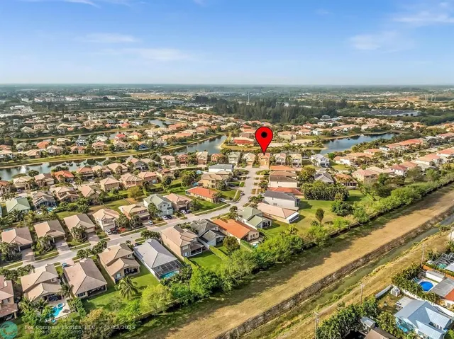 $675,000 | 136 Catania Way, Royal Palm Beach, FL 33411