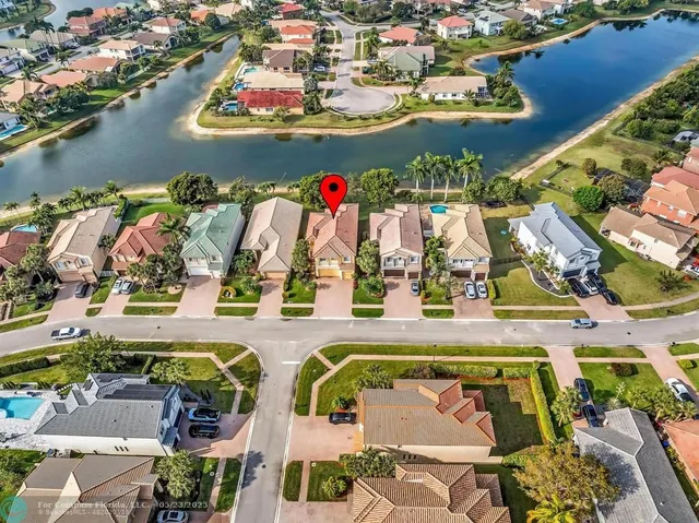 $675,000 | 136 Catania Way, Royal Palm Beach, FL 33411