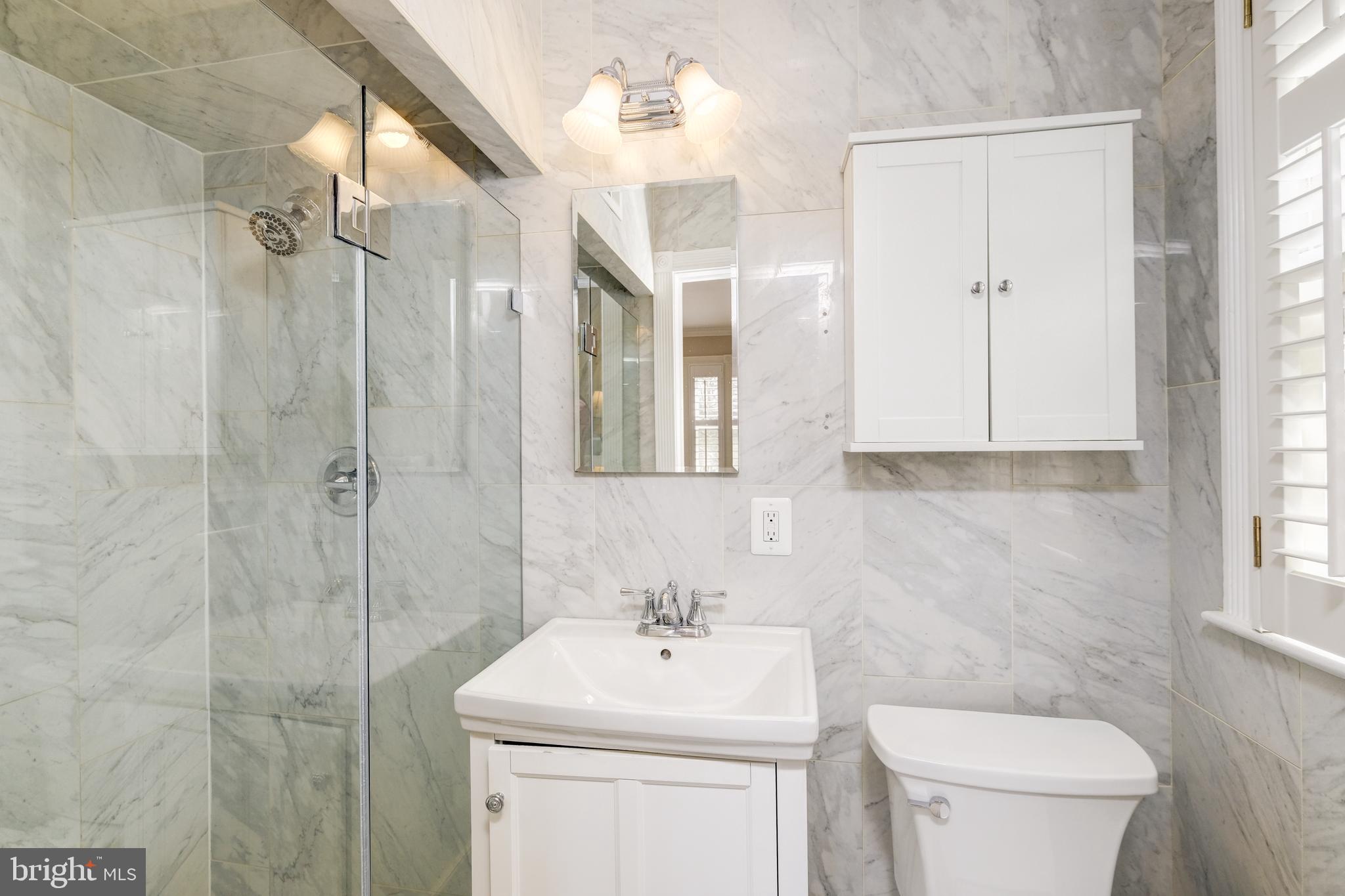 4843 Reservoir Road Northwest Washington, DC 20007 - Photo 13 of 25 Updated Owner's Bath