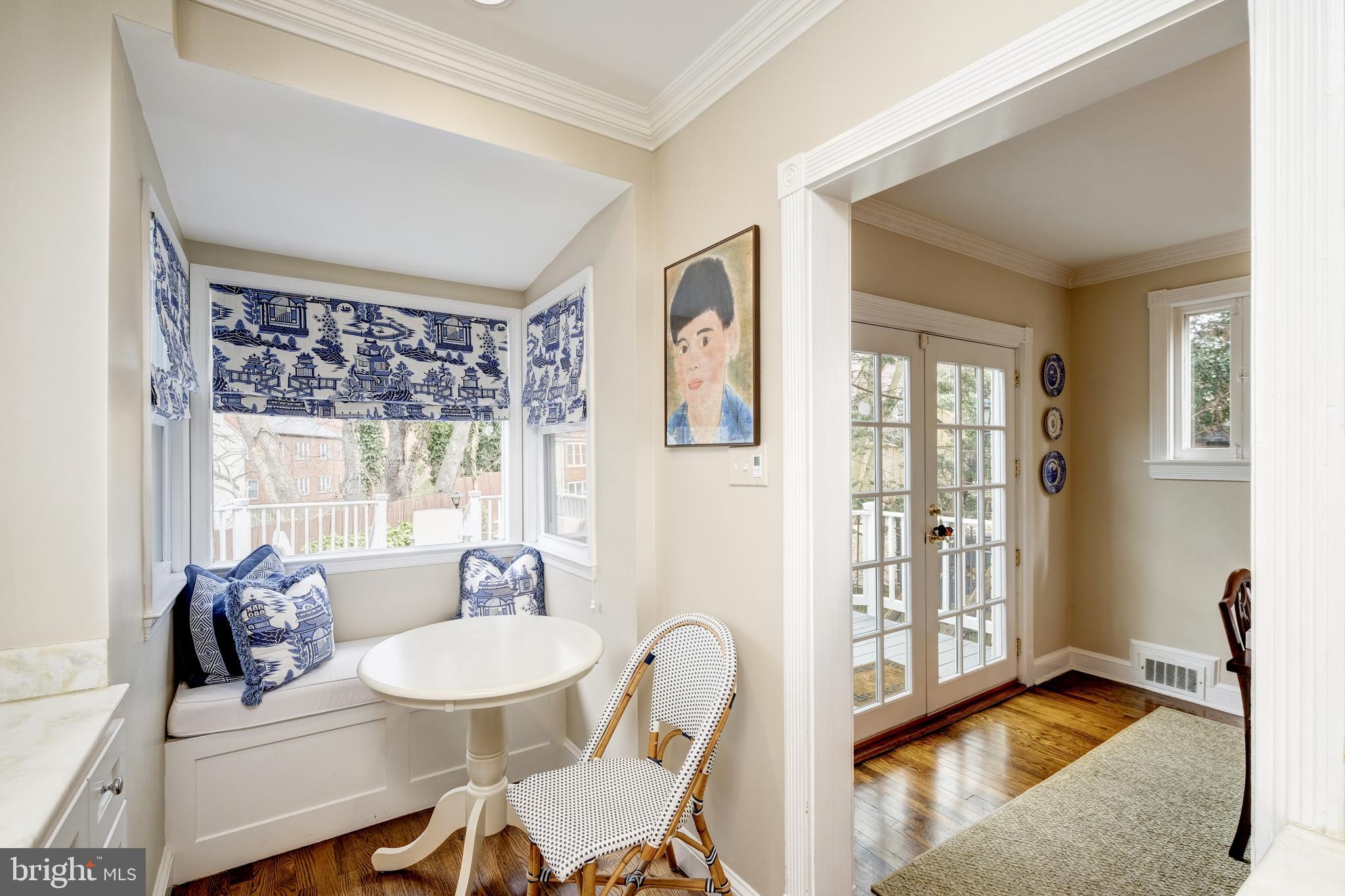 4843 Reservoir Road Northwest Washington, DC 20007 - Photo 10 of 25 Table space Kitchen overlooking Yard