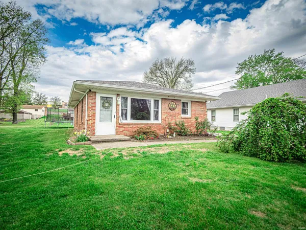 $180,000 | 915 South Hall Street, Princeton, IN 47670