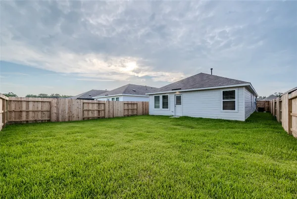 $1,800 | 21358 Offida Lane, New Caney, TX 77357