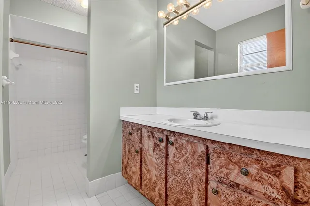 $3,000 | 6858 South Congress Avenue, Lake Worth, FL 33462