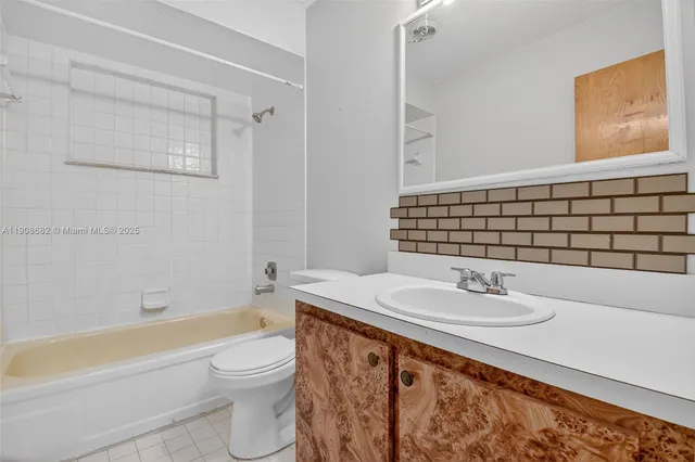 $3,000 | 6858 South Congress Avenue, Lake Worth, FL 33462