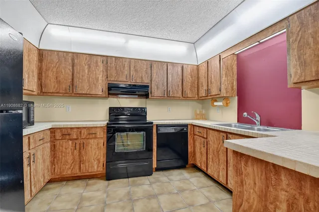 $3,000 | 6858 South Congress Avenue, Lake Worth, FL 33462