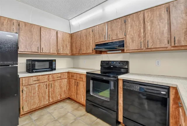 $3,000 | 6858 South Congress Avenue, Lake Worth, FL 33462