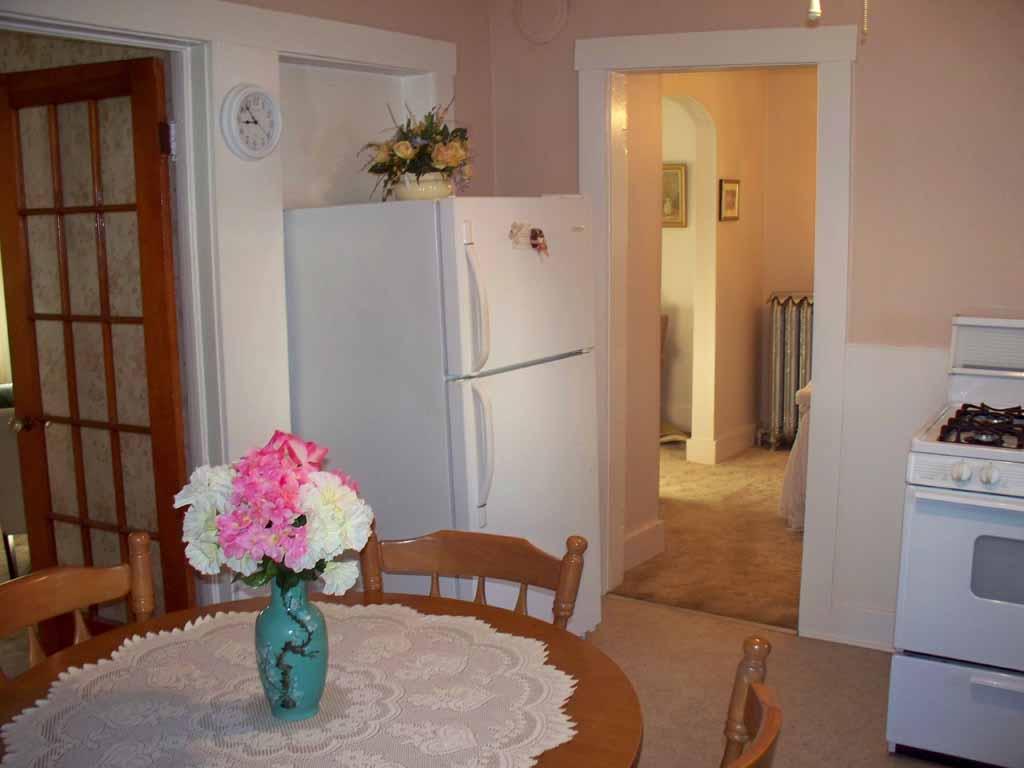 54 Franklin Street West Rutland, VT 05777 - Photo 5 of 36 Gallery Image 5