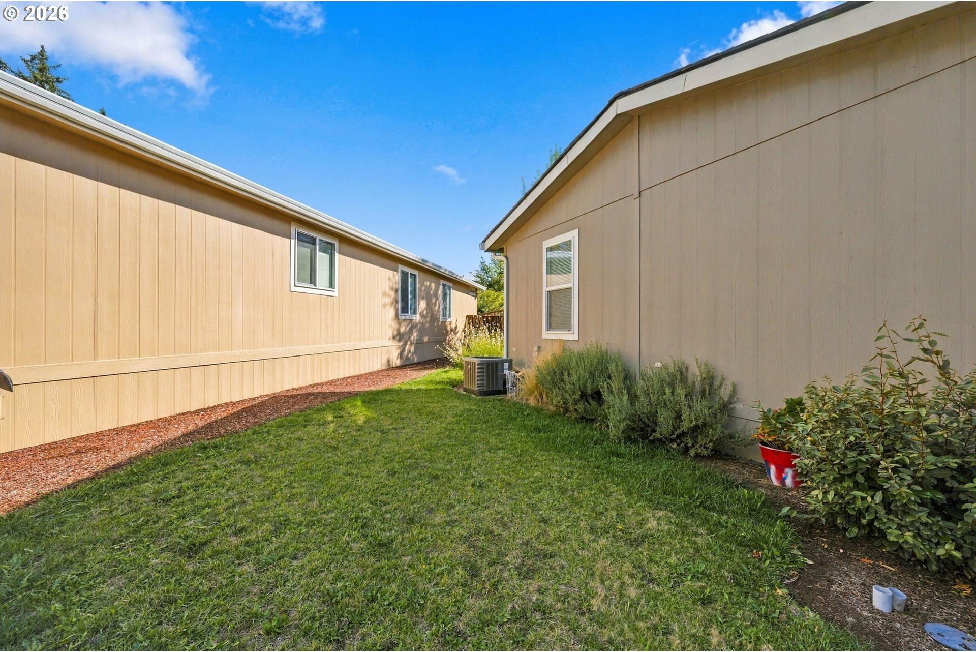 1125 58th Street, Unit 107 Springfield, OR 97478 - Photo 35 of 36 Gallery Image 35