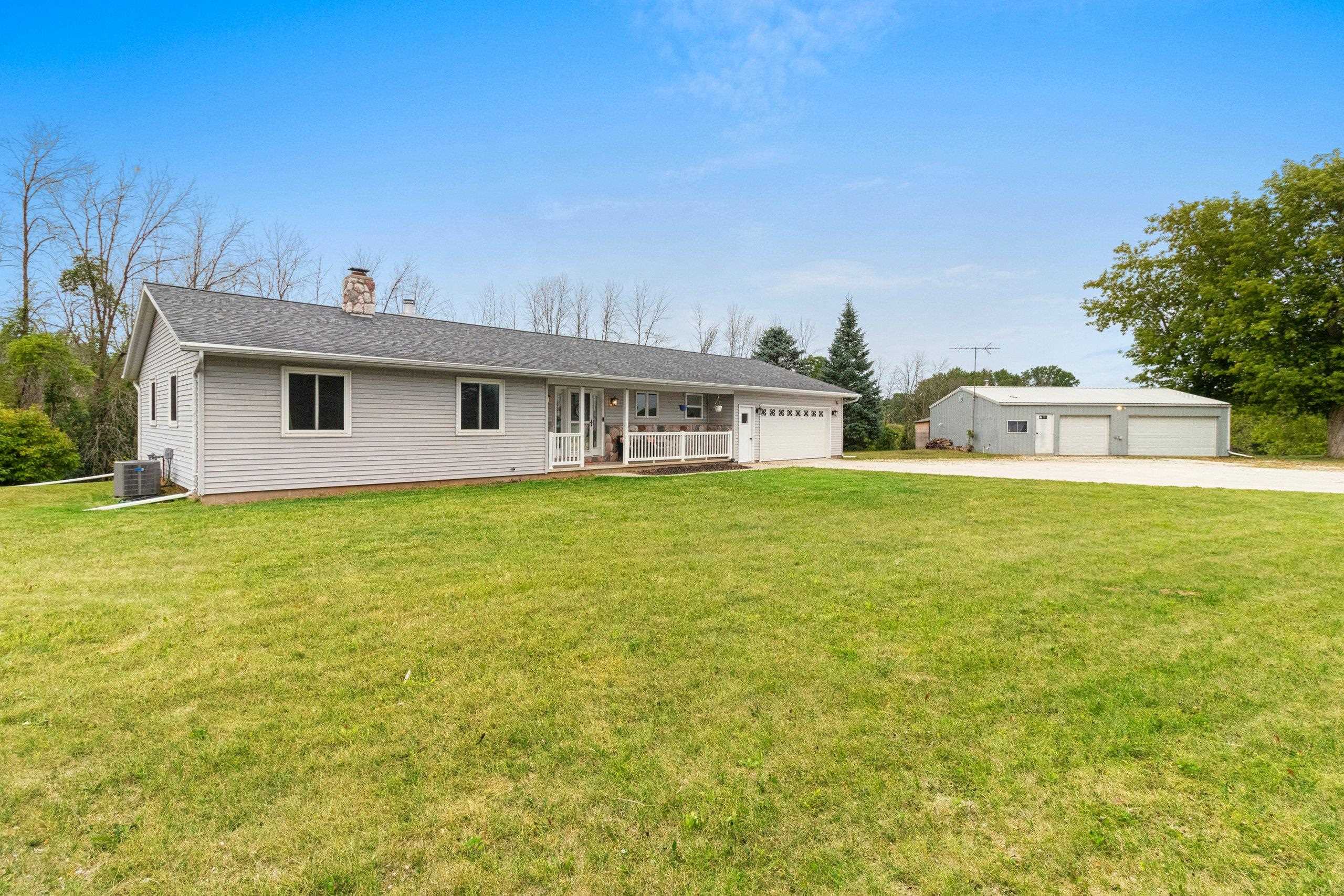 1880 County Road South Reedsville, WI 54230 - Photo 4 of 73 Gallery Image 4