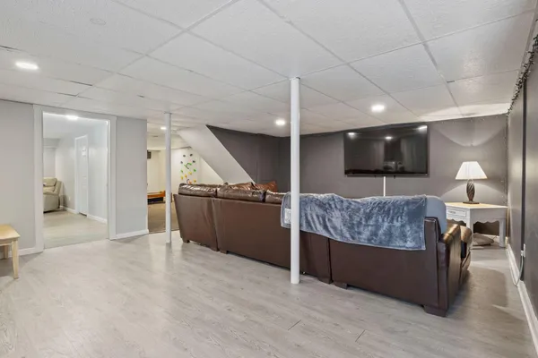 $475,000 | 15 Monroe Drive, Naples, ME 04055