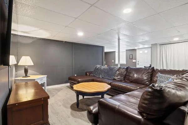 $475,000 | 15 Monroe Drive, Naples, ME 04055