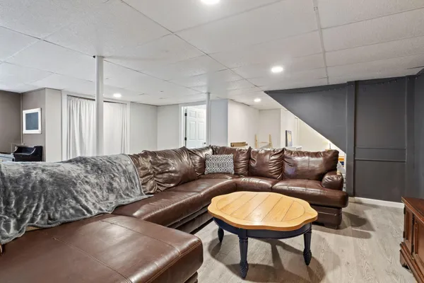 $475,000 | 15 Monroe Drive, Naples, ME 04055