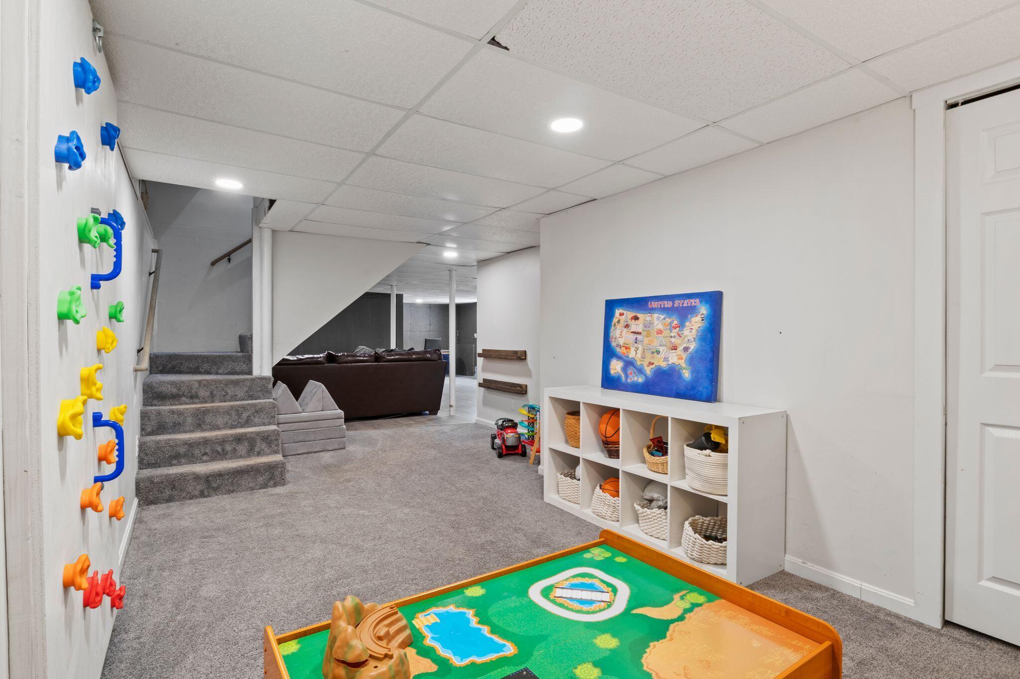 15 Monroe Drive Naples, ME 04055 - Photo 7 of 53 15_Monroe_Dr_31