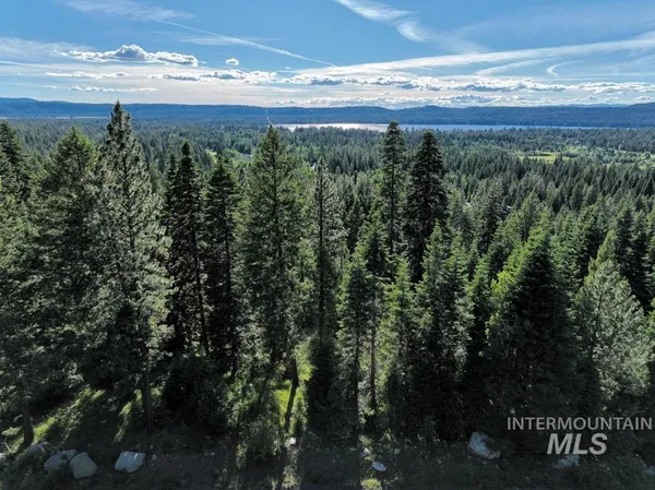 $300,000 | 1615 Majestic View Drive, McCall, ID 83638