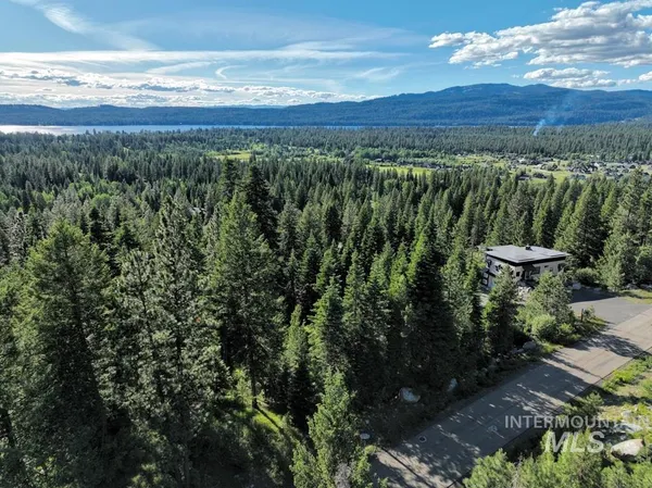 $300,000 | 1615 Majestic View Drive, McCall, ID 83638