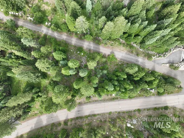 $300,000 | 1615 Majestic View Drive, McCall, ID 83638