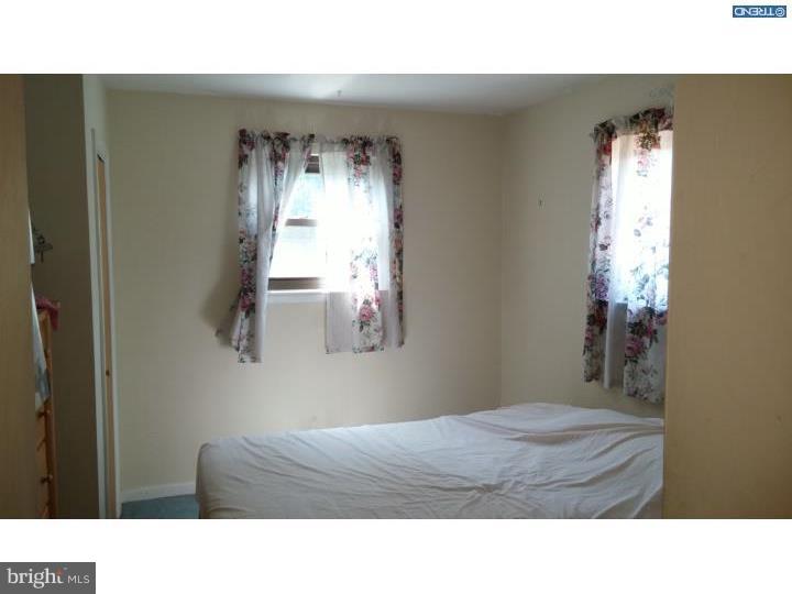 928 Hemlock Road Warminster, PA 18974 - Photo 9 of 13