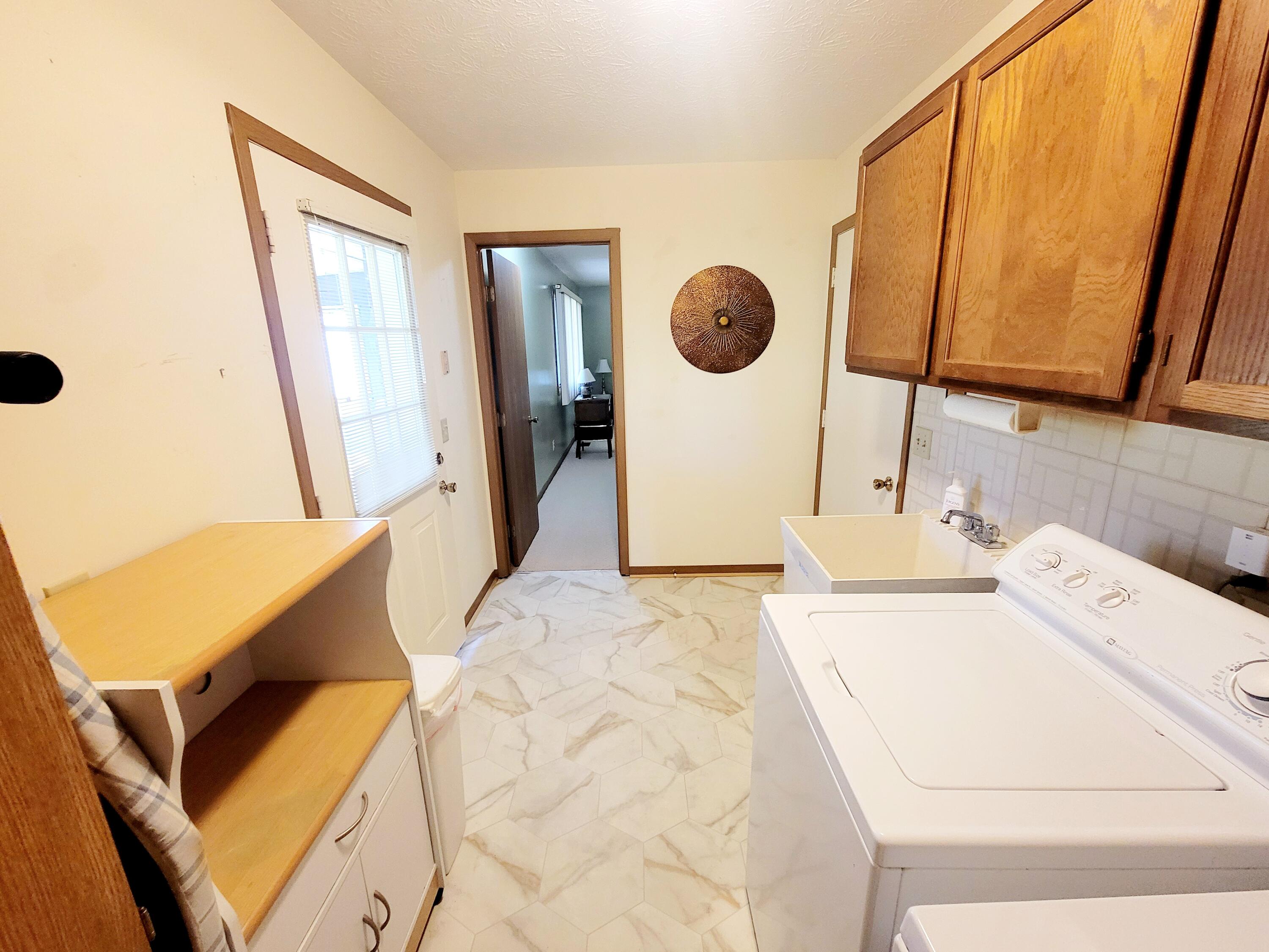 1040 Armsgate Road, Unit 34 Springfield, OH 45503 - Photo 21 of 27