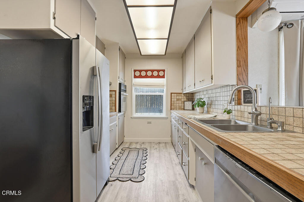 78 West Loop Drive Camarillo, CA 93010 - Photo 13 of 65
