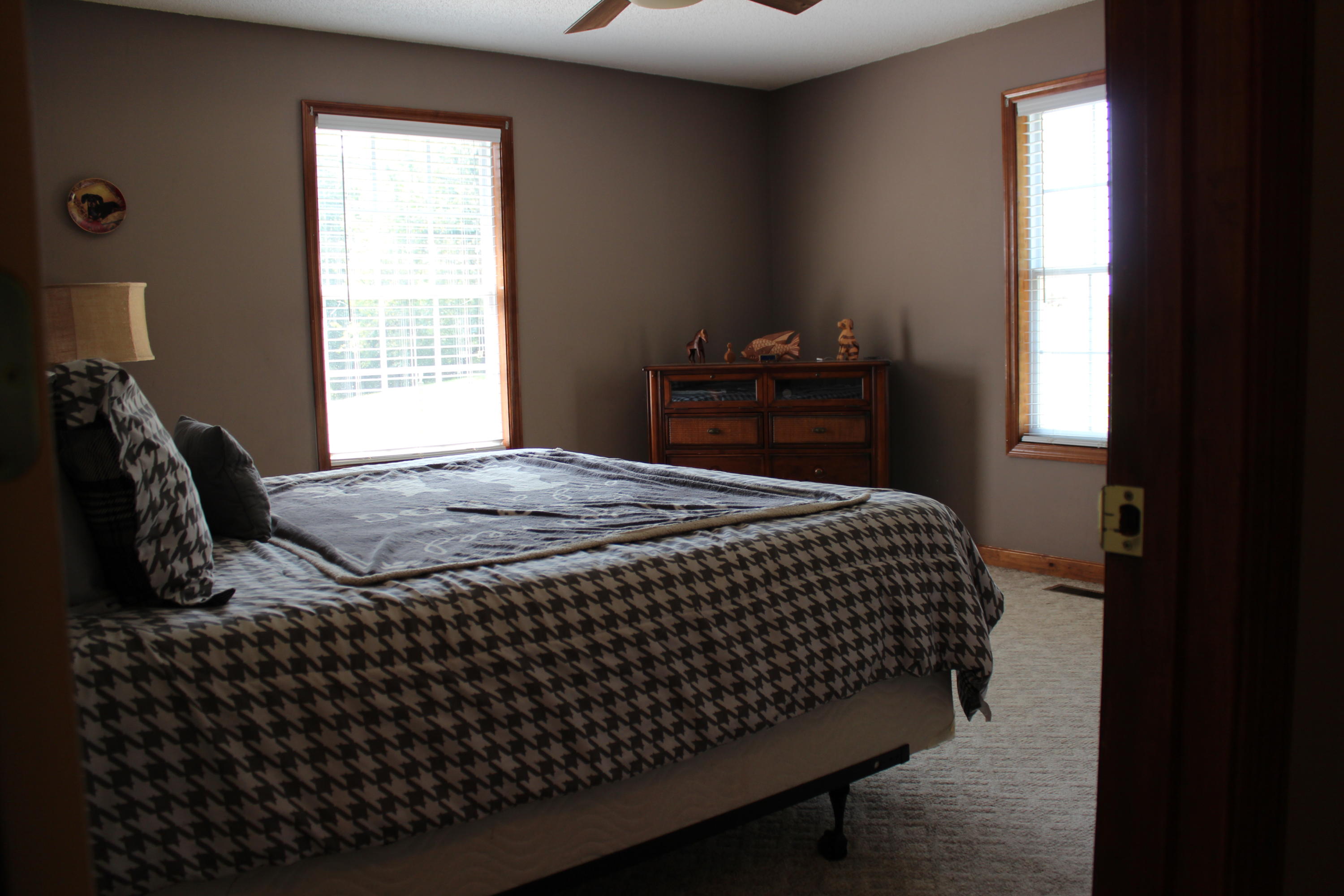 1229 Snodgrass Road New Tazewell, TN 37825 - Photo 30 of 39 IMG_5427