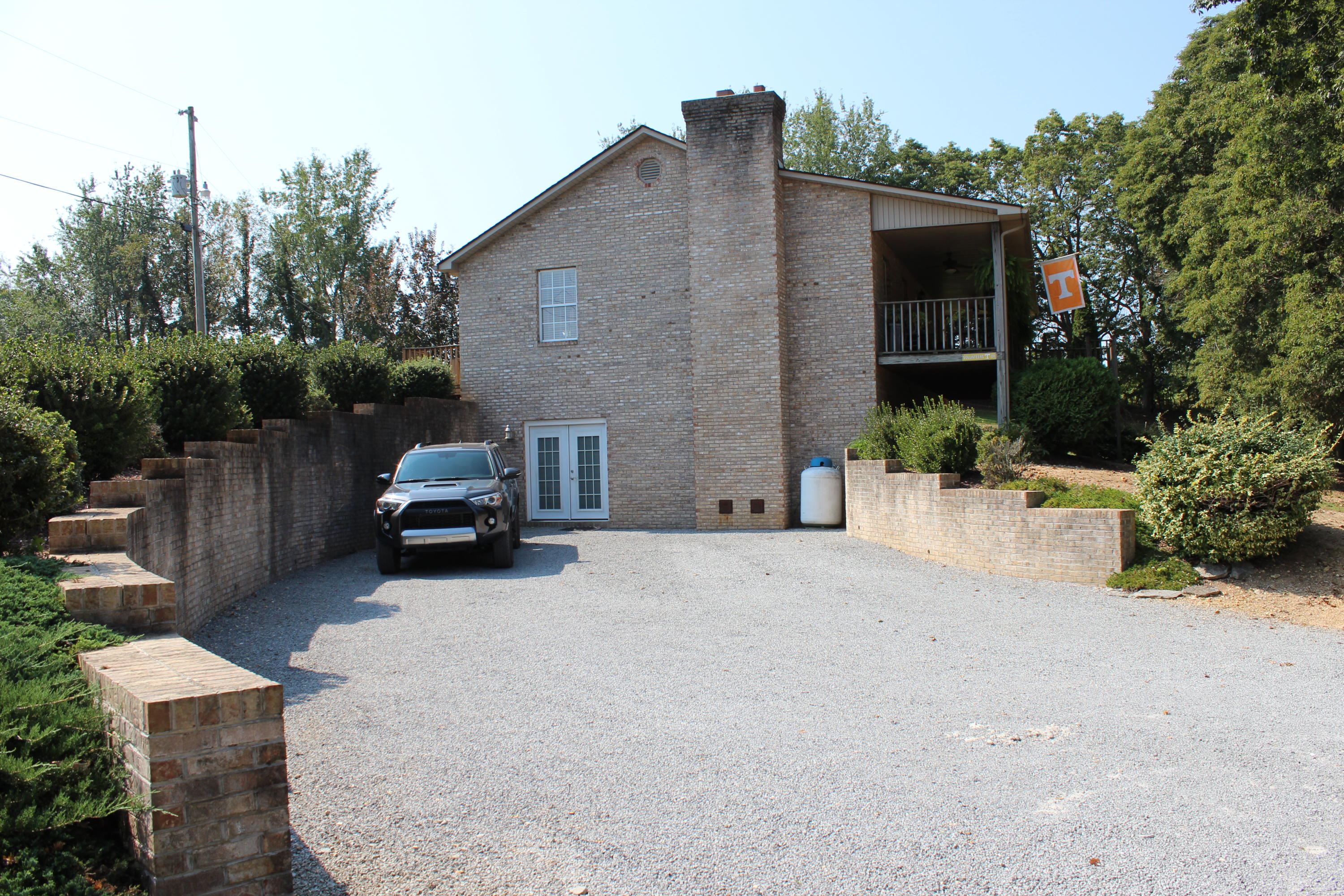 1229 Snodgrass Road New Tazewell, TN 37825 - Photo 6 of 39 IMG_5398