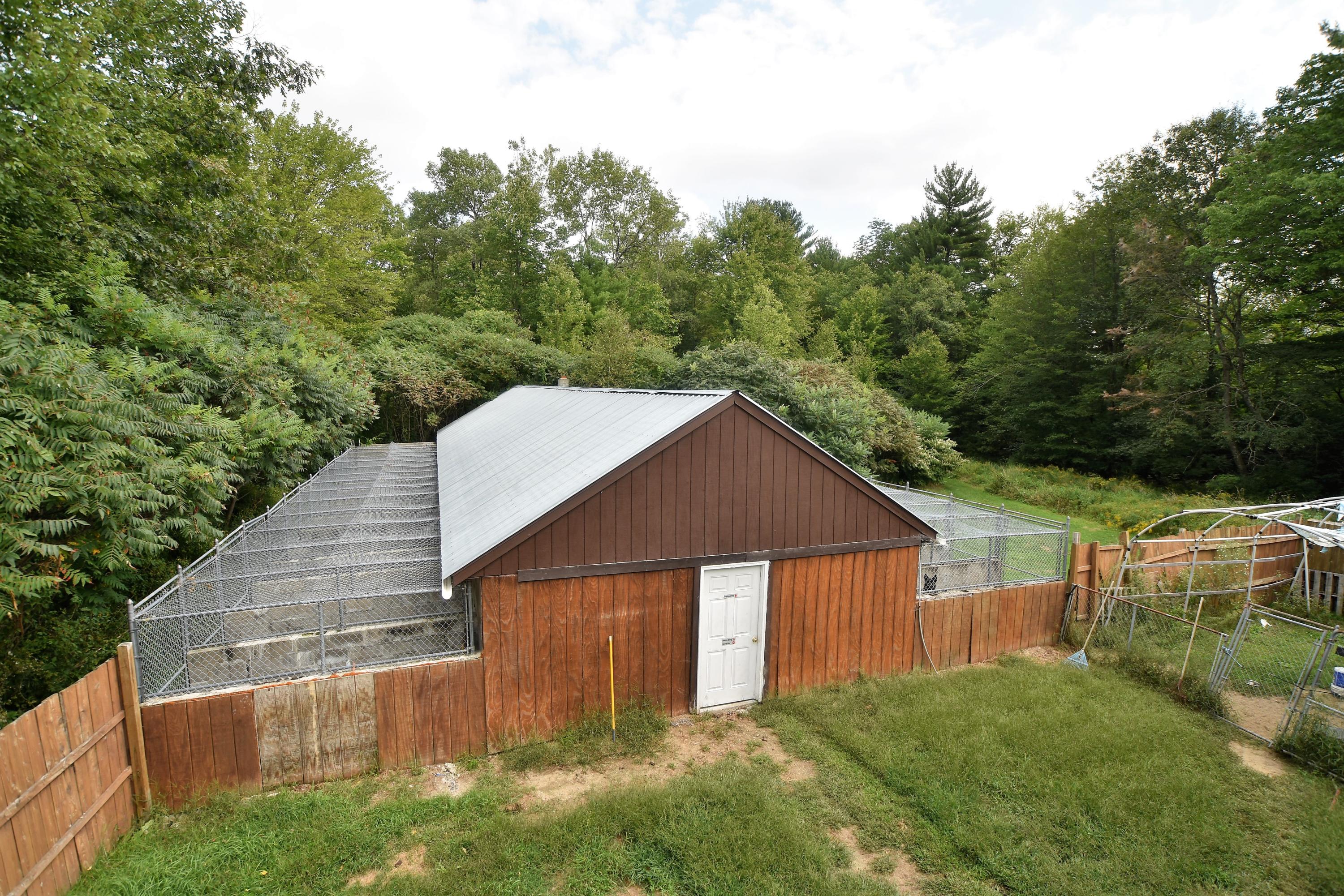 70 Chicopee Road Standish, ME 04084 - Photo 21 of 32 Kennels