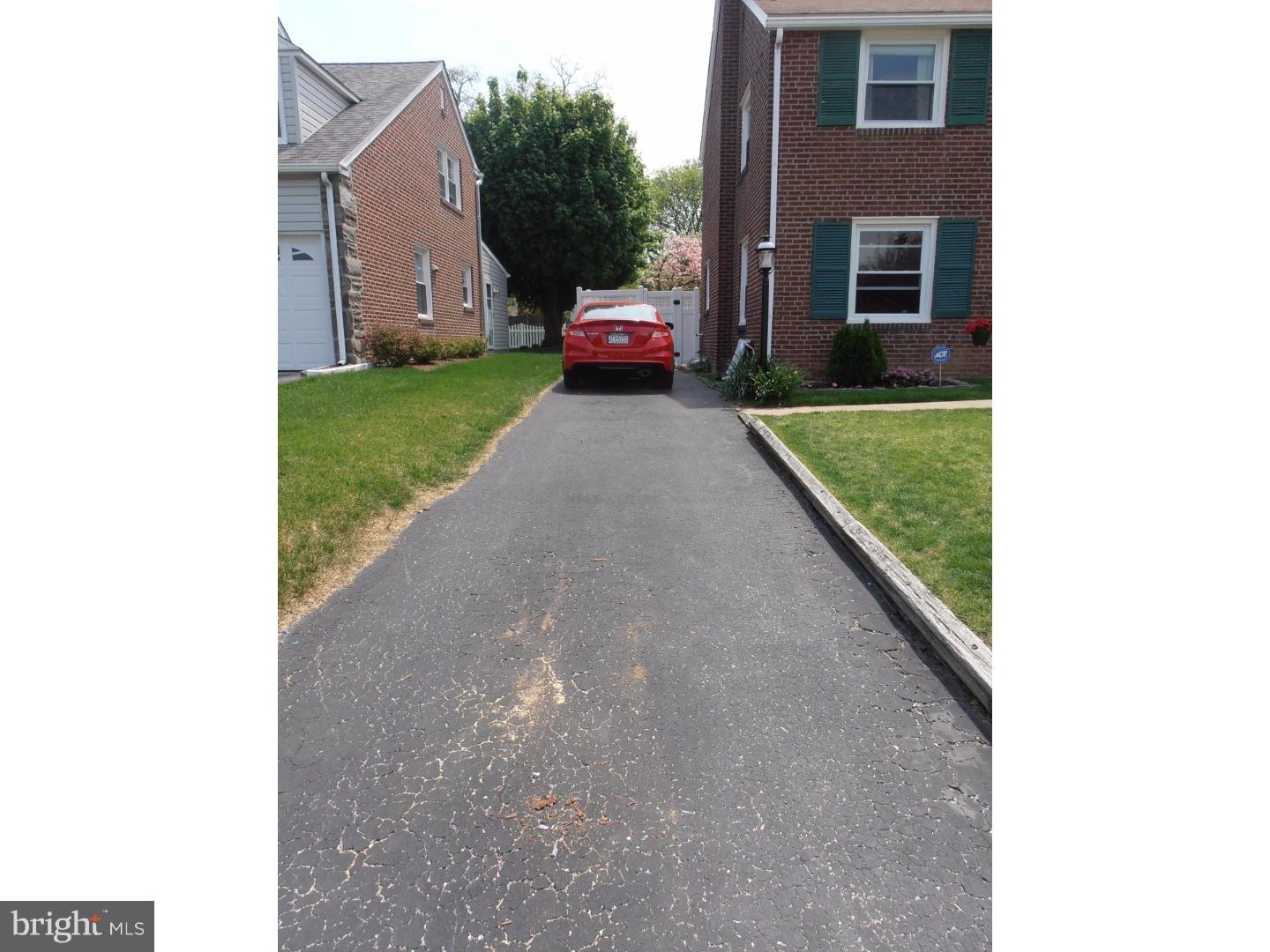439 Wheatsheaf Road Springfield, PA 19064 - Photo 2 of 19