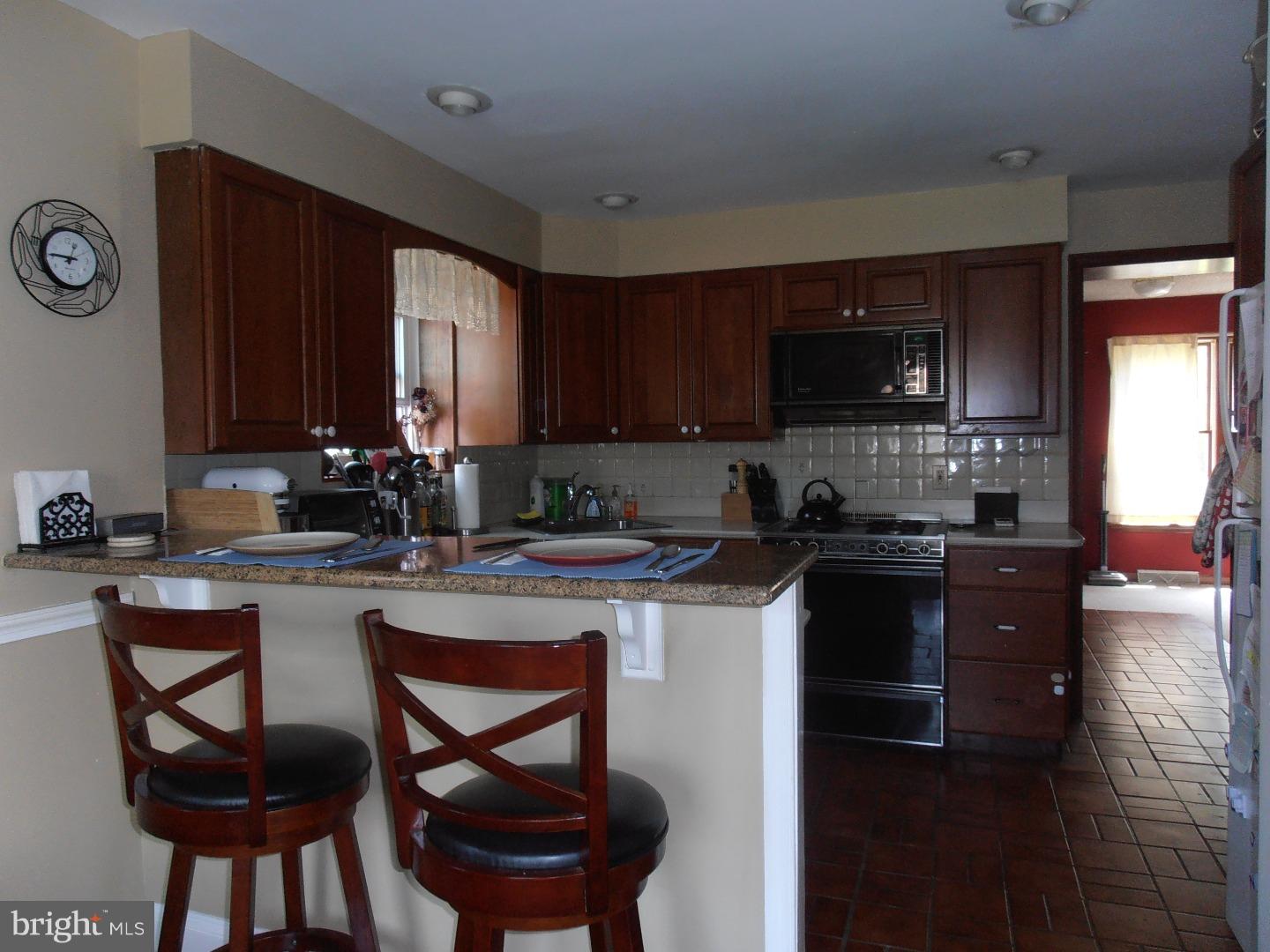 439 Wheatsheaf Road Springfield, PA 19064 - Photo 7 of 19