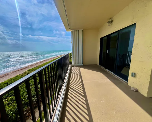 $5,900 | 7410 South Ocean Drive, Unit 505, Jensen Beach, FL 34957