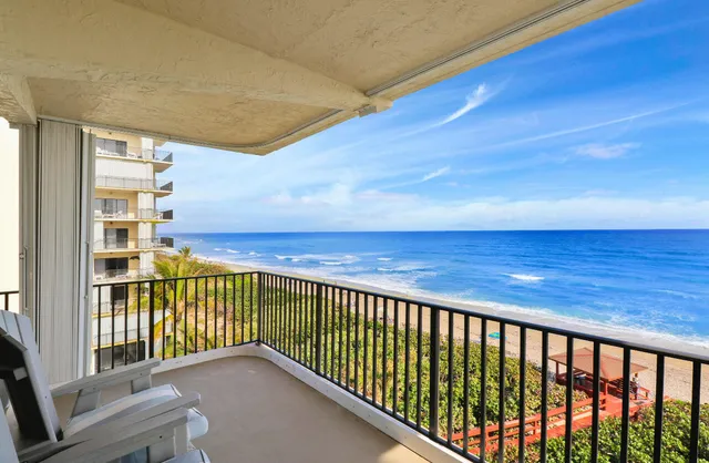 $5,900 | 7410 South Ocean Drive, Unit 505, Jensen Beach, FL 34957