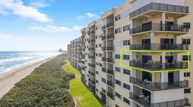 $5,900 | 7410 South Ocean Drive, Unit 505, Jensen Beach, FL 34957
