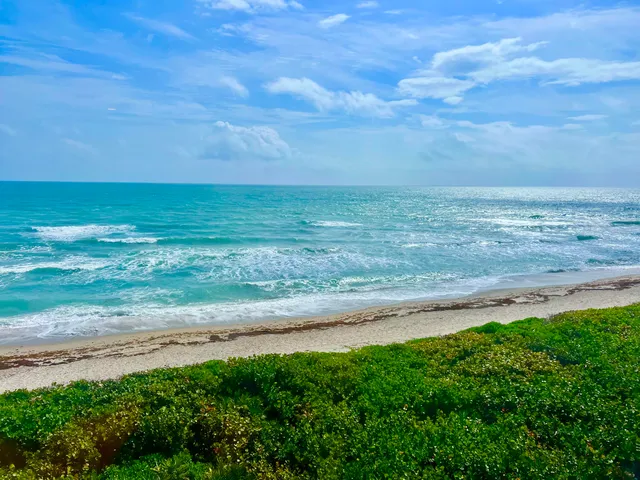 $5,900 | 7410 South Ocean Drive, Unit 505, Jensen Beach, FL 34957