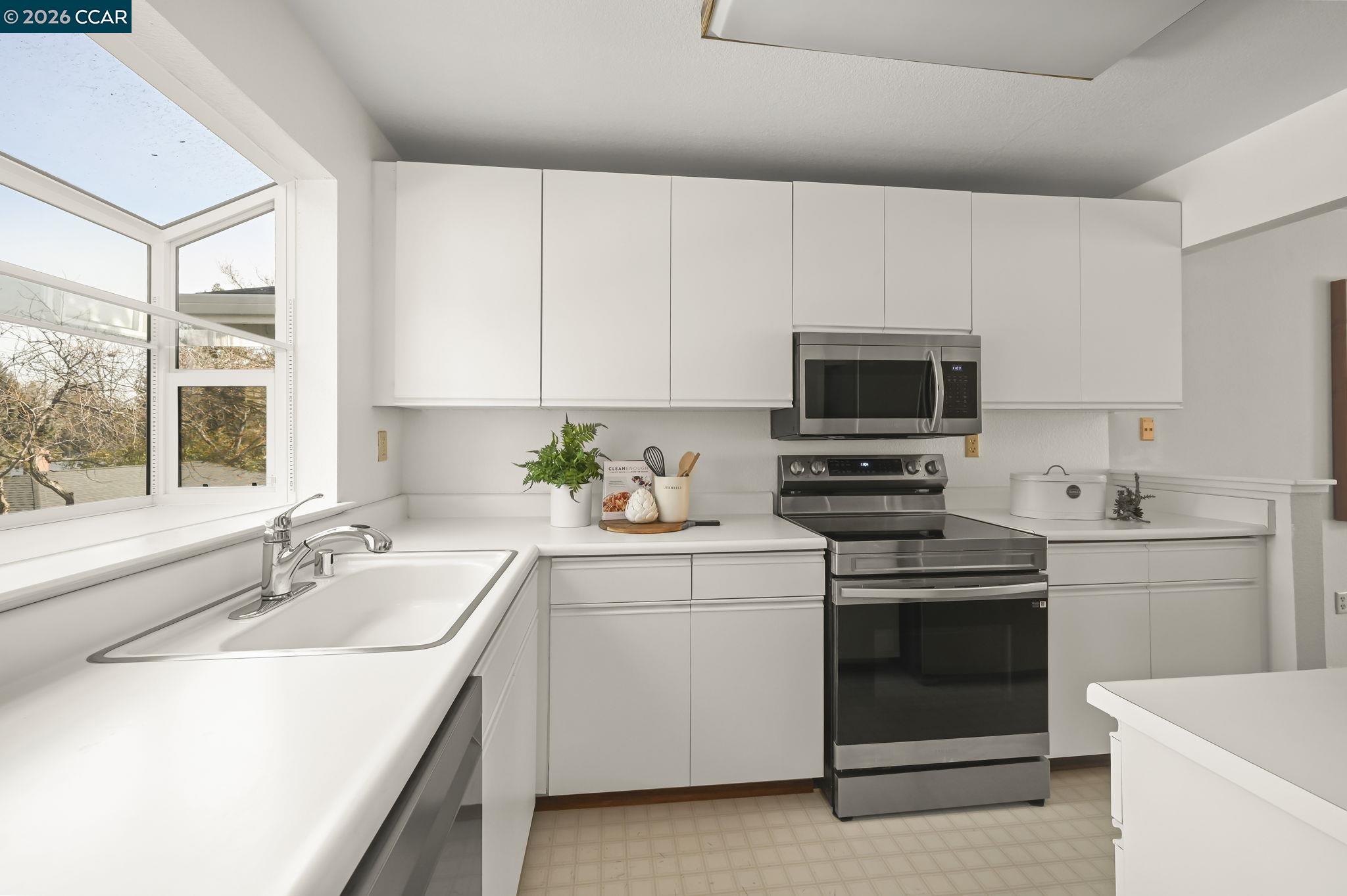 1304 Walden Road, Unit 248 Walnut Creek, CA 94597 - Photo 10 of 29