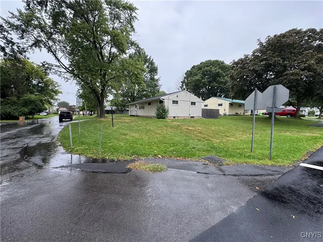 $2,200 | 900 Drexler Street, Salina, NY 13088