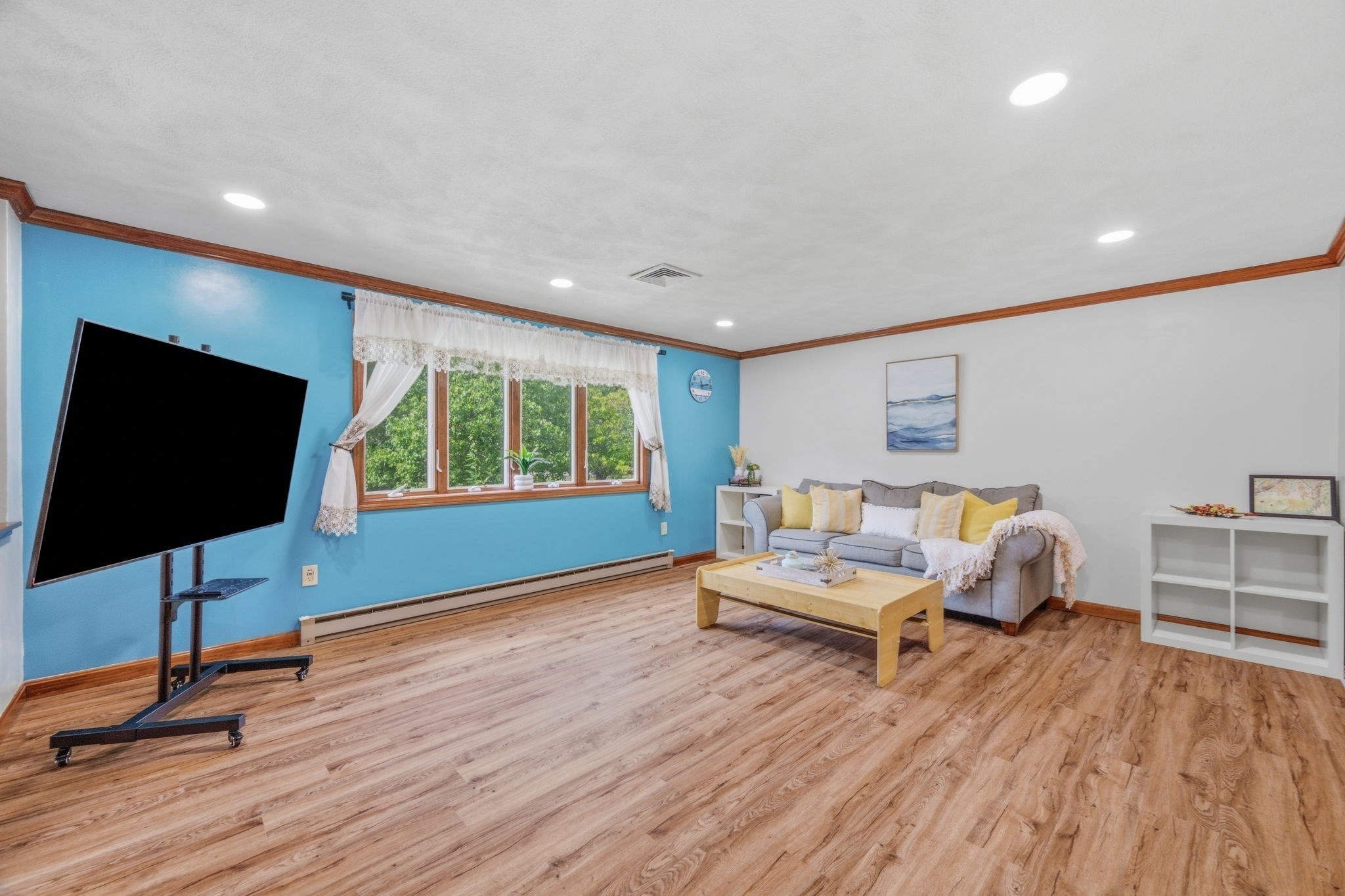 25 Oak Ridge Way Shrewsbury, MA 01545 - Photo 11 of 35 Gallery Image 11