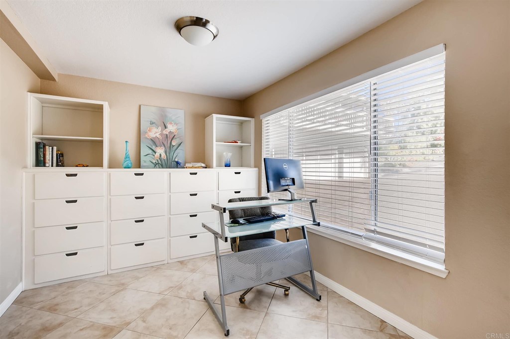 1047 North Orange Avenue Fallbrook, CA 92028 - Photo 22 of 35