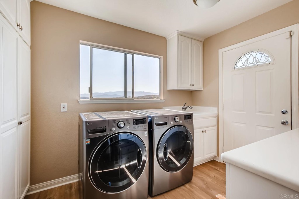 1047 North Orange Avenue Fallbrook, CA 92028 - Photo 26 of 35